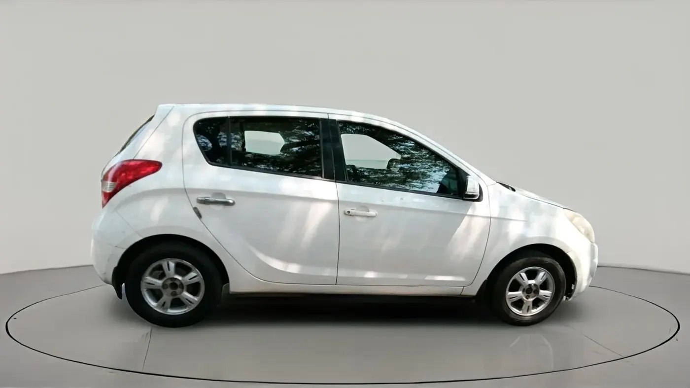 2011 Hyundai i20 SPORTZ (O) 1.2, Petrol, Manual, 1,07,838 km, exterior