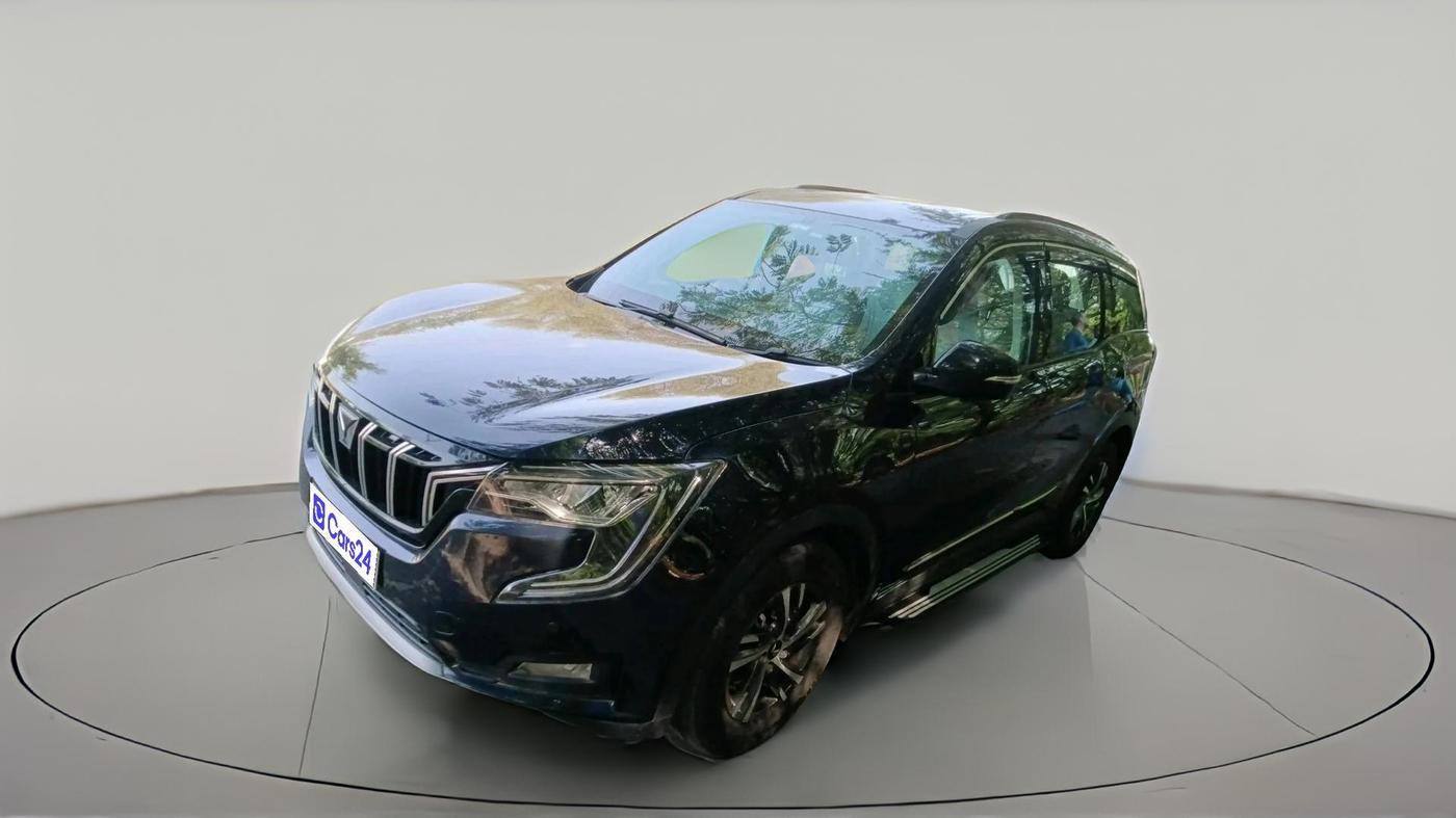 2024 Mahindra XUV700 AX 5 D AT 7 STR, Diesel, Automatic, 16,453 km, exterior