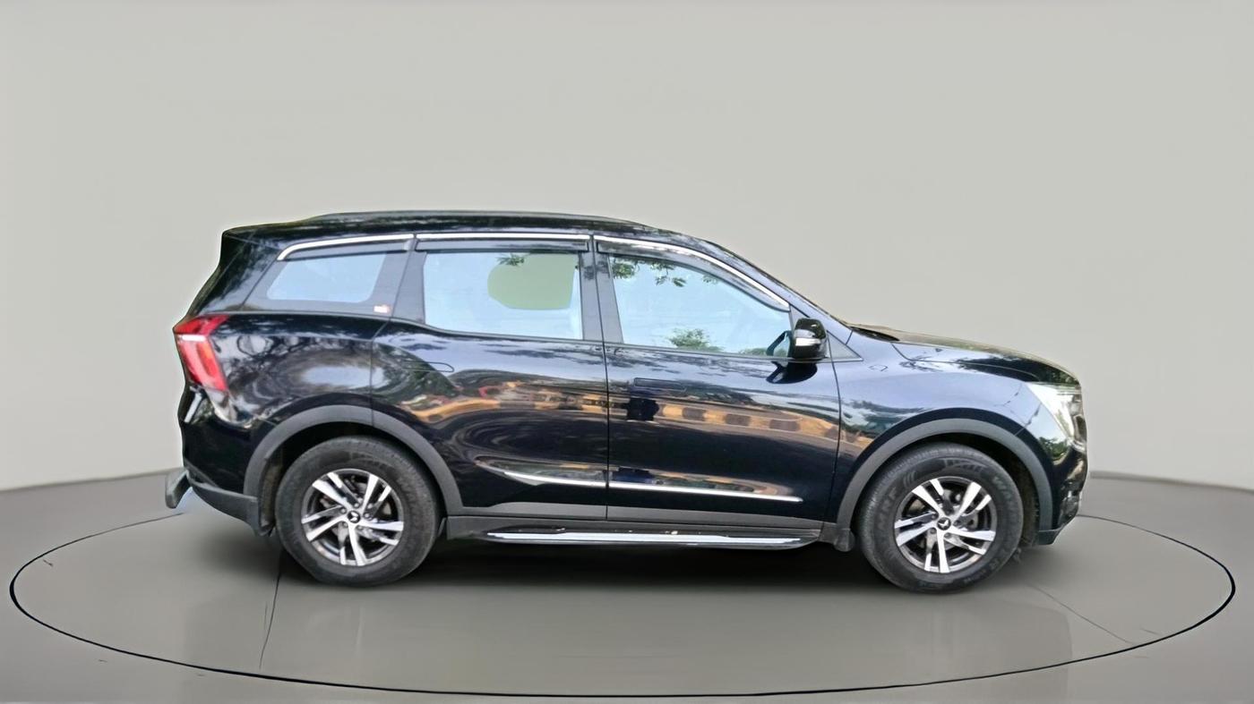2024 Mahindra XUV700 AX 5 D AT 7 STR, Diesel, Automatic, 16,453 km, exterior