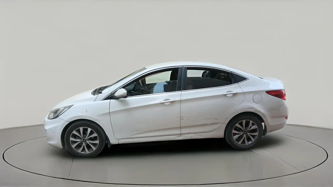 2014 Hyundai Verna FLUIDIC 1.6 CRDI SX, Diesel, Manual, 1,26,973 km, exterior