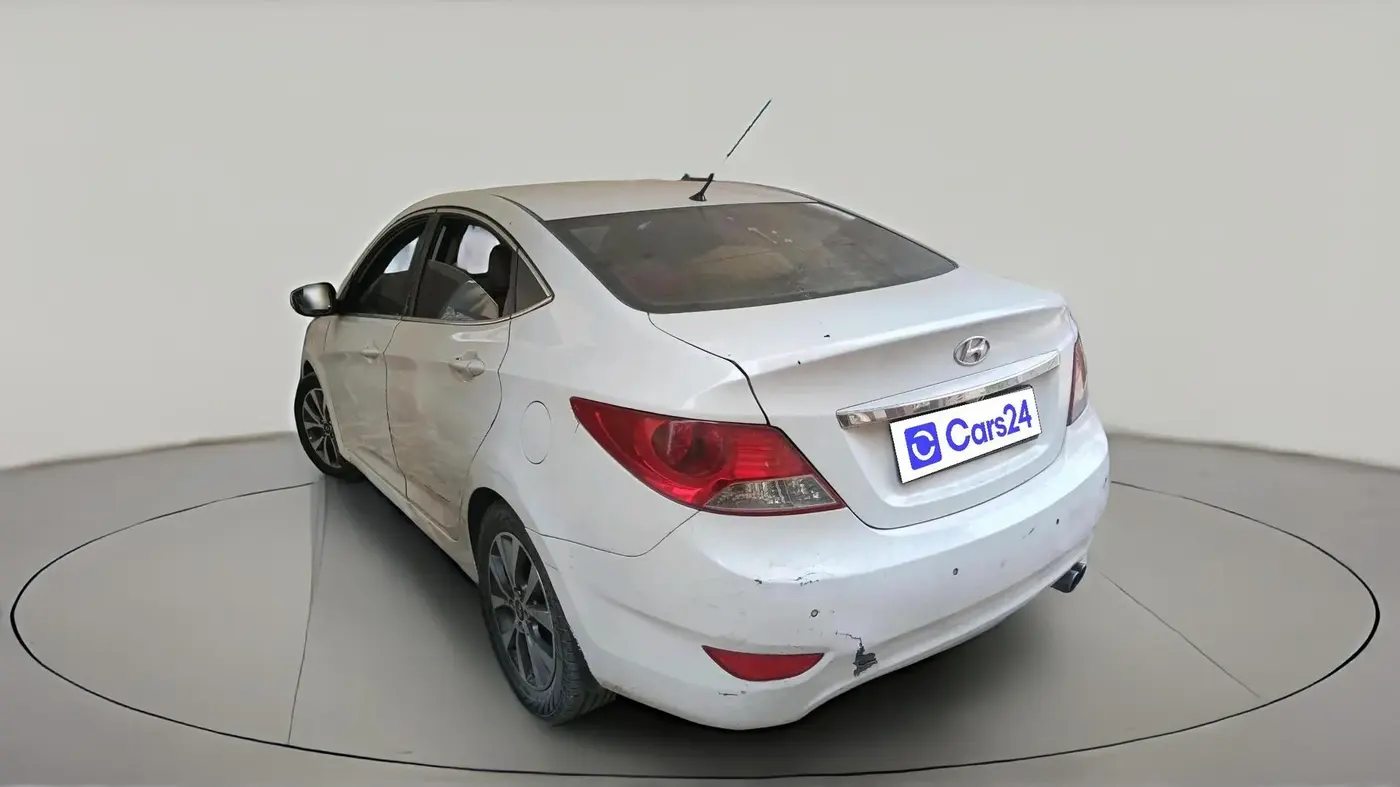2014 Hyundai Verna FLUIDIC 1.6 CRDI SX, Diesel, Manual, 1,26,973 km, exterior