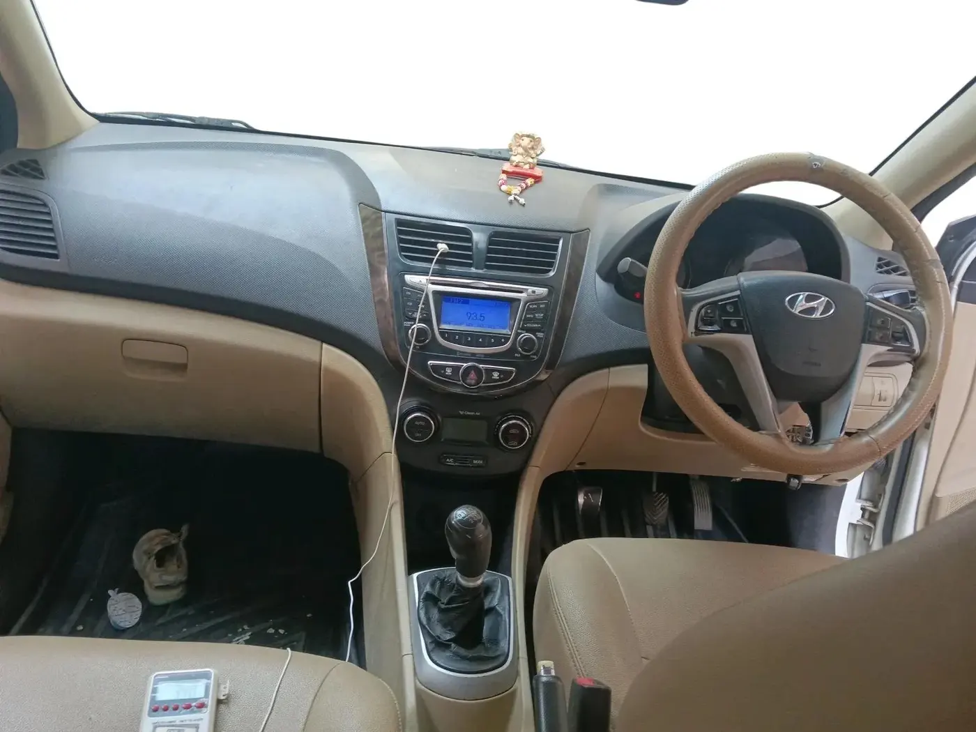 2014 Hyundai Verna FLUIDIC 1.6 CRDI SX, Diesel, Manual, 1,26,973 km, interior