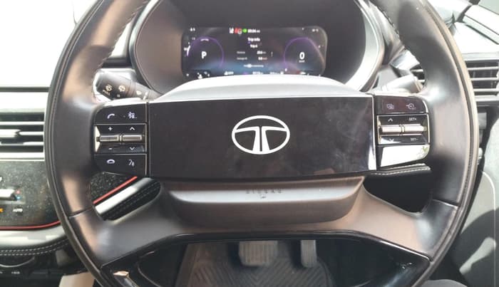 2024 Tata Harrier FEARLESS PLUS DUAL TONE AT, Diesel, Automatic, 9,113 km, interior