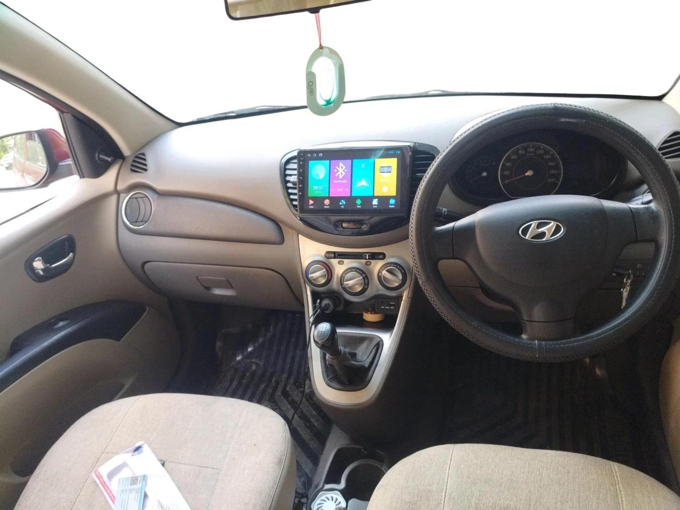 2016 Hyundai i10 SPORTZ 1.1, Petrol, Manual, 44,566 km, interior