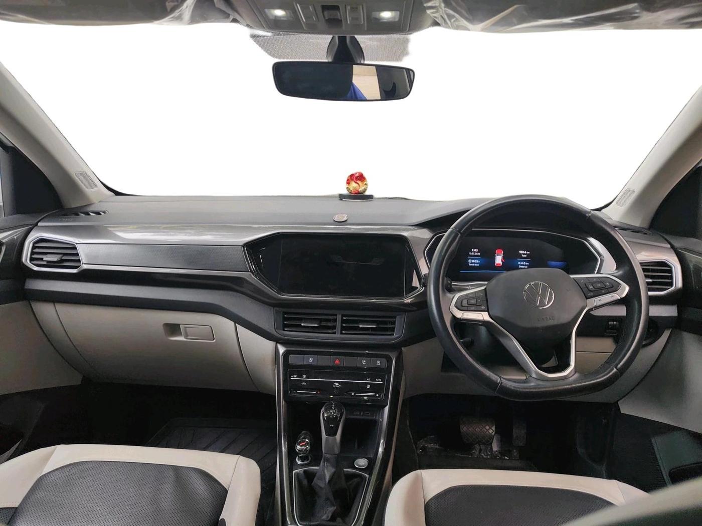 2023 Volkswagen TAIGUN TOPLINE 1.0 TSI AT, Petrol, Automatic, 9,844 km, interior