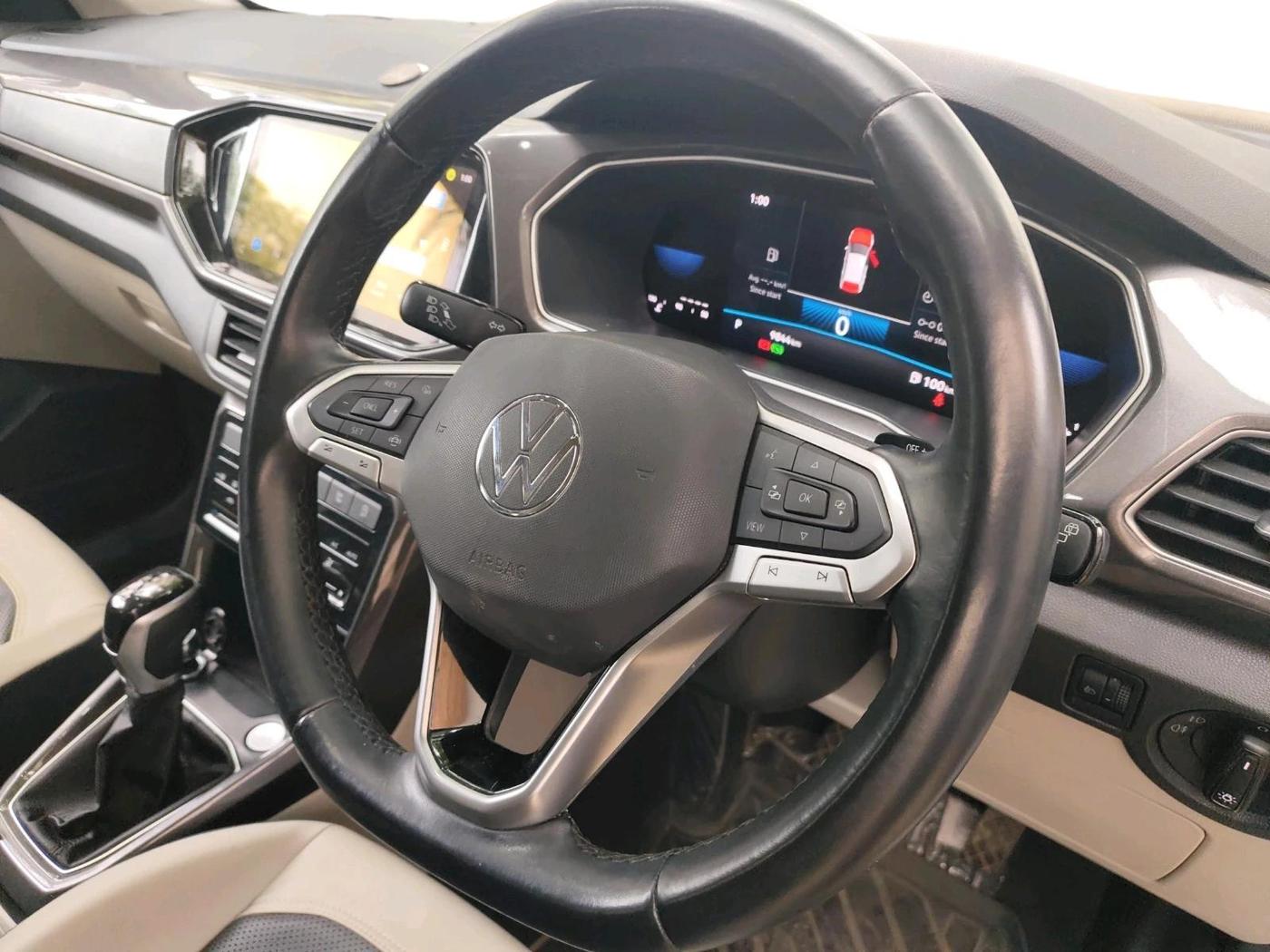 2023 Volkswagen TAIGUN TOPLINE 1.0 TSI AT, Petrol, Automatic, 9,844 km, interior