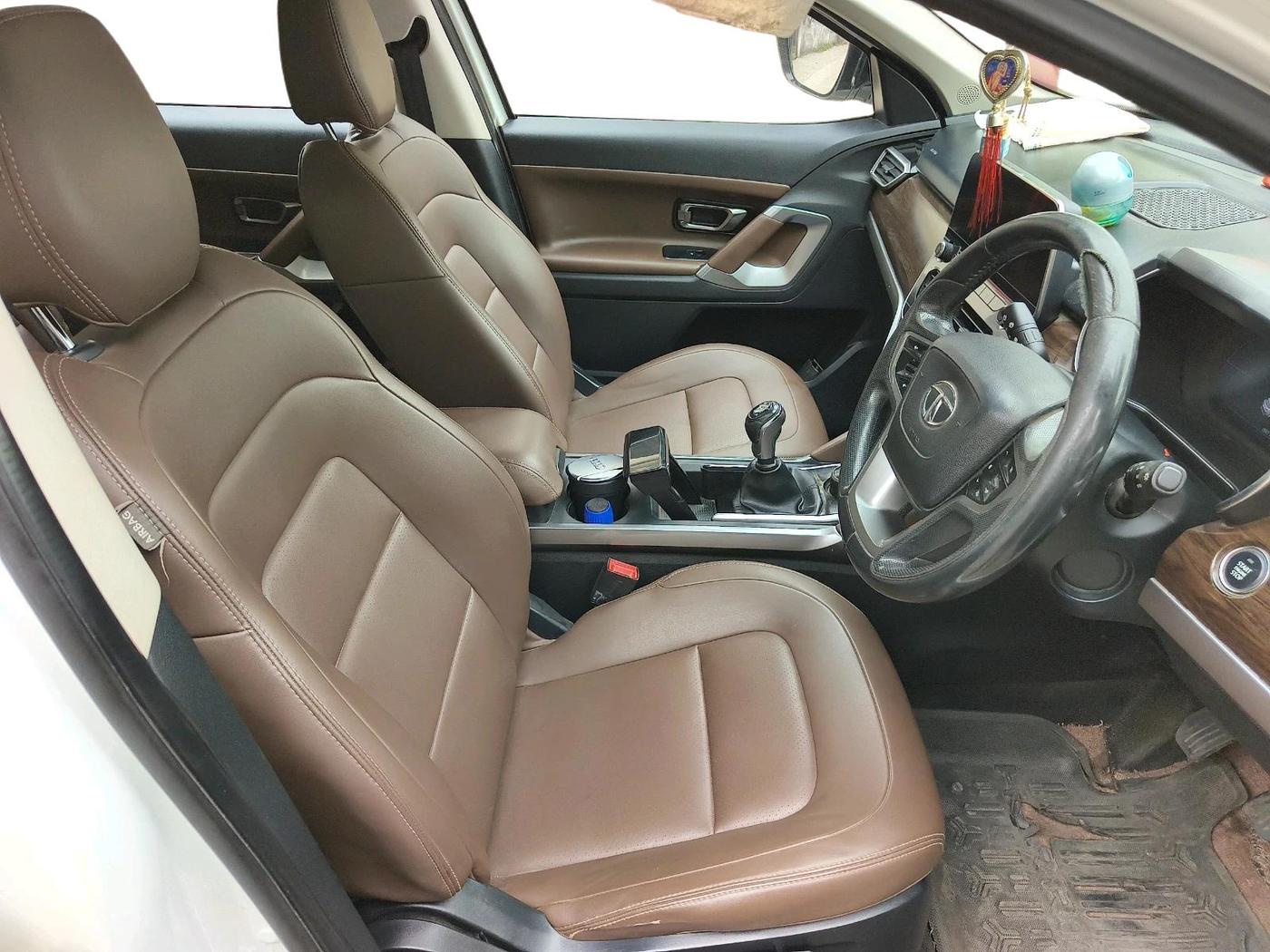 2019 Tata Harrier XZ 2.0L, Diesel, Manual, 1,27,194 km, interior