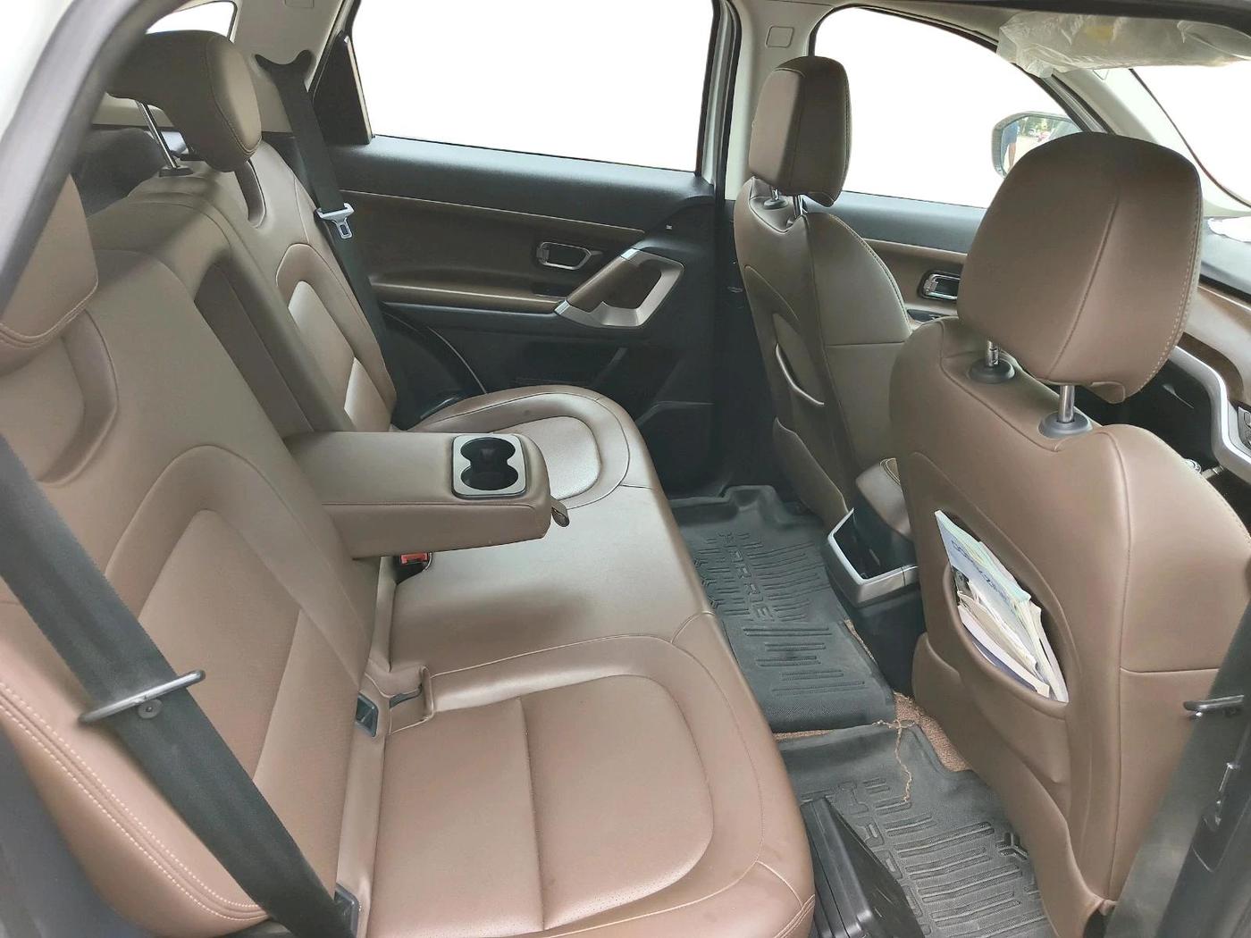 2019 Tata Harrier XZ 2.0L, Diesel, Manual, 1,27,194 km, interior