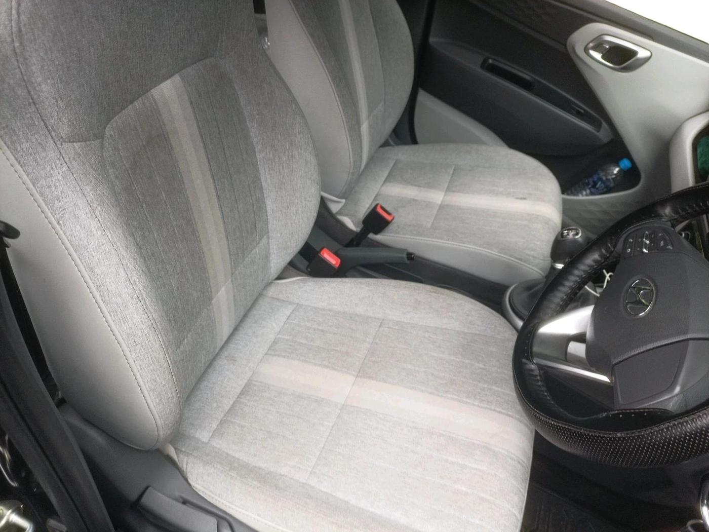 2022 Hyundai GRAND I10 NIOS SPORTZ 1.2 KAPPA VTVT, Petrol, Manual, 42,194 km, interior