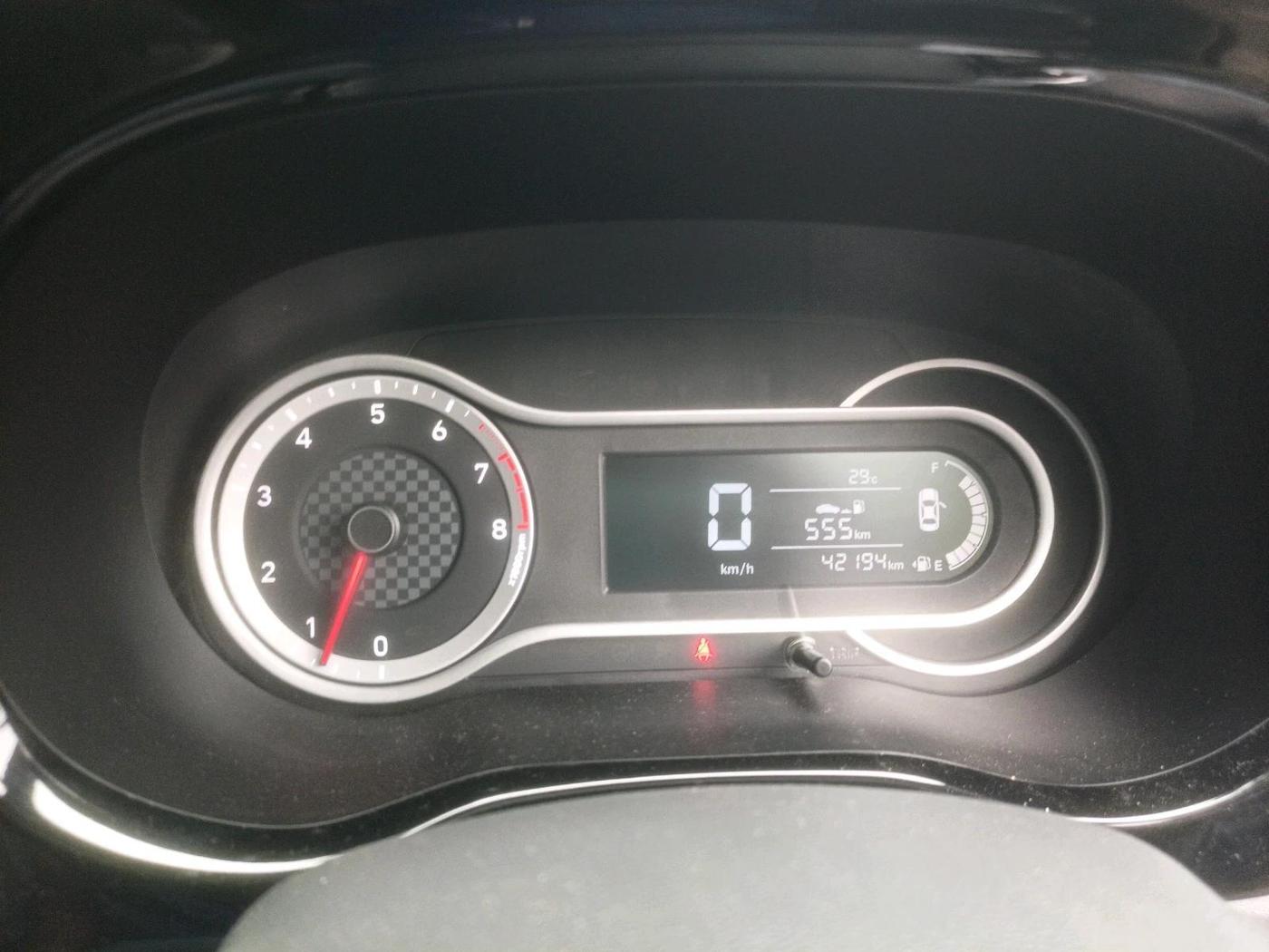 2022 Hyundai GRAND I10 NIOS SPORTZ 1.2 KAPPA VTVT, Petrol, Manual, 42,194 km, interior