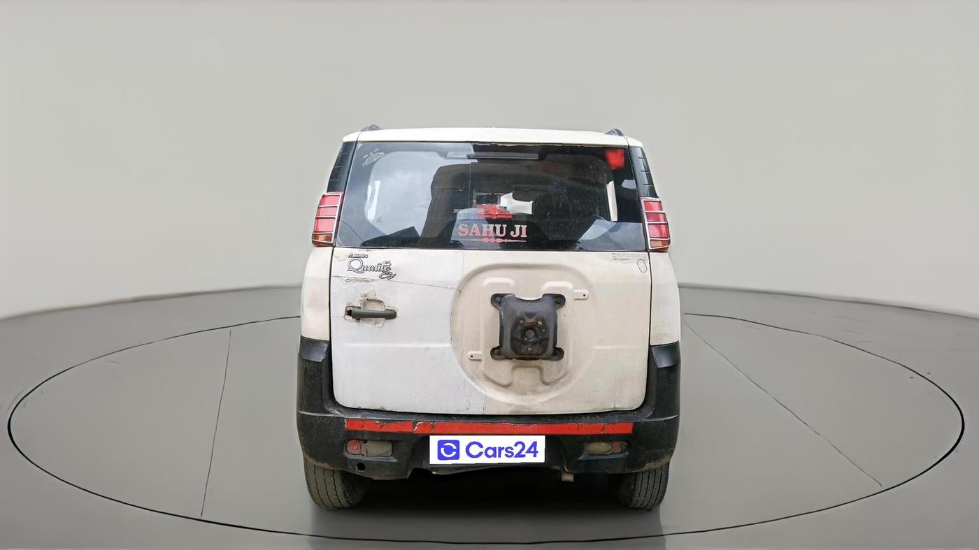 2013 Mahindra Quanto C4, Diesel, Manual, 2,05,389 km, exterior