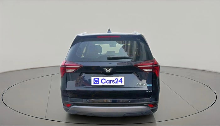 2022 Mahindra XUV700 AX 5 P MT 5 STR, Petrol, Manual, 32,126 km, exterior