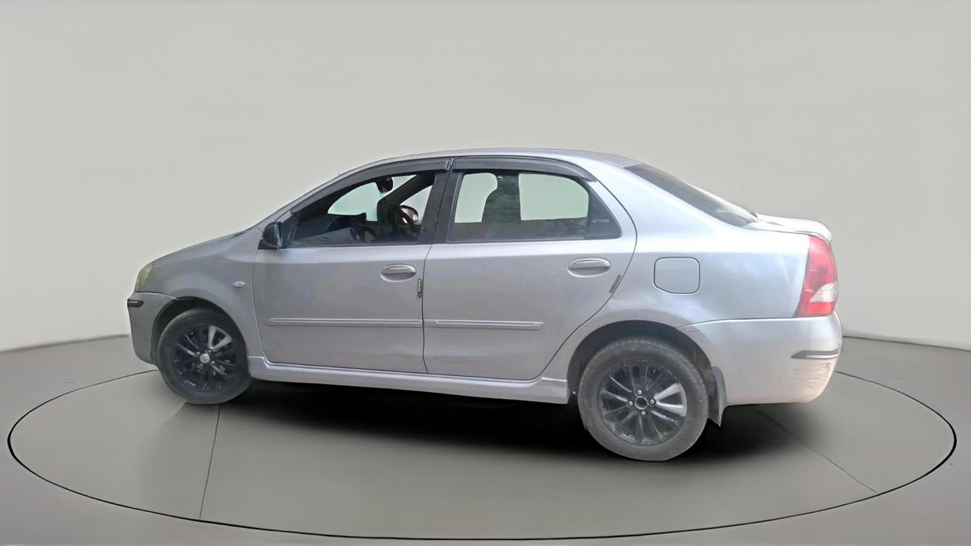 2011 Toyota Etios VX, CNG, Manual, 60,536 km, exterior