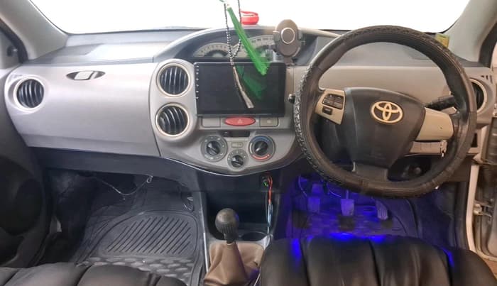 2011 Toyota Etios VX, CNG, Manual, 60,536 km, interior