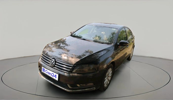 2012 Volkswagen Passat TRENDLINE MT, Diesel, Manual, 1,17,535 km, exterior