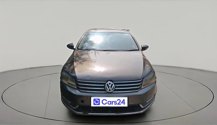 2012 Volkswagen Passat TRENDLINE MT, Diesel, Manual, 1,17,535 km, exterior