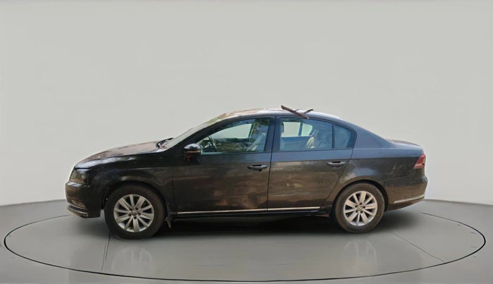 2012 Volkswagen Passat TRENDLINE MT, Diesel, Manual, 1,17,535 km, exterior