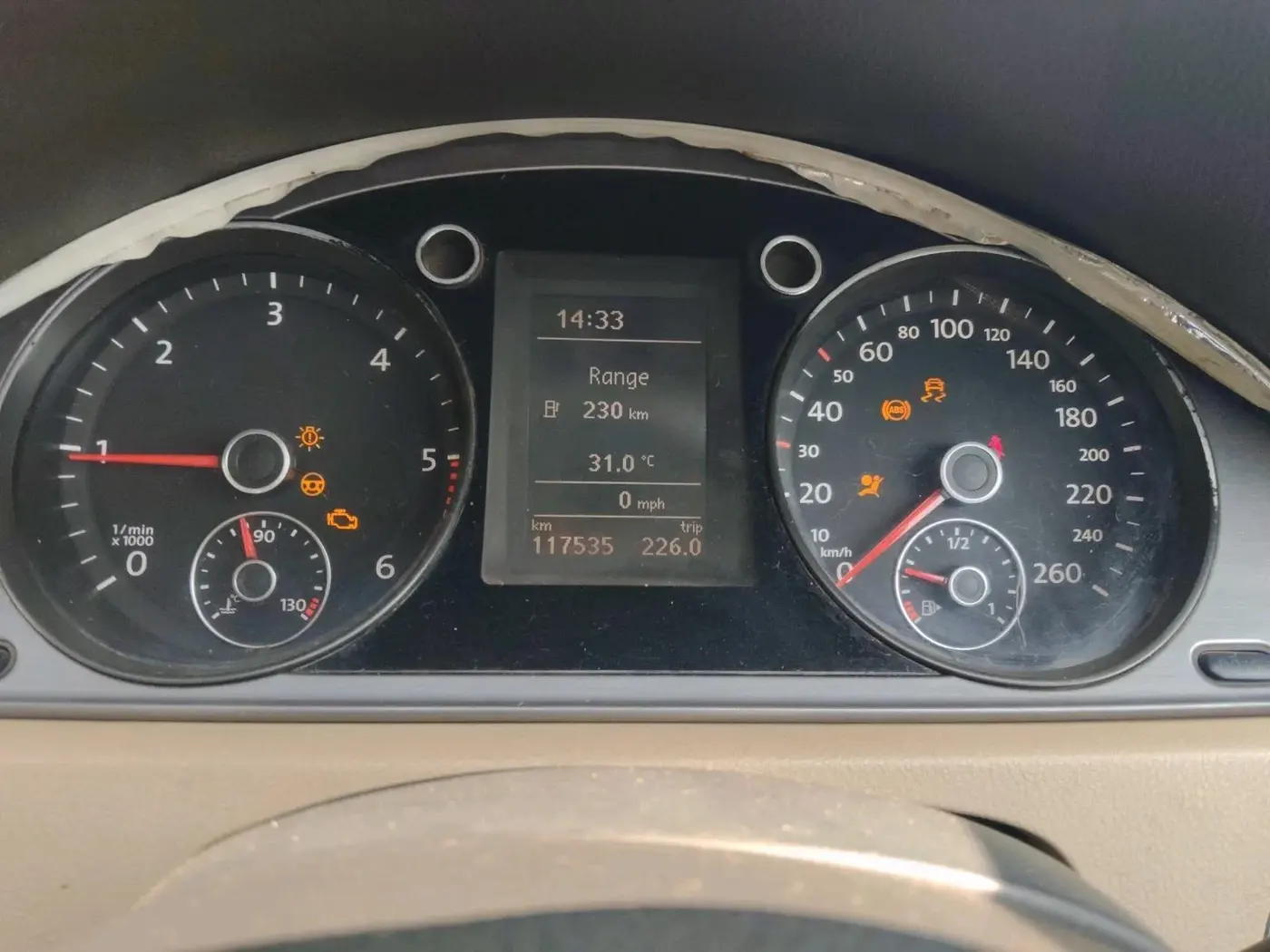2012 Volkswagen Passat TRENDLINE MT, Diesel, Manual, 1,17,535 km, interior