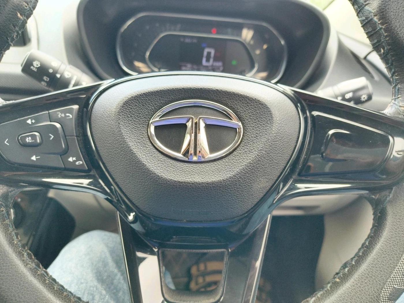 2020 Tata NEXON XZ PLUS PETROL, Petrol, Manual, 39,405 km, interior