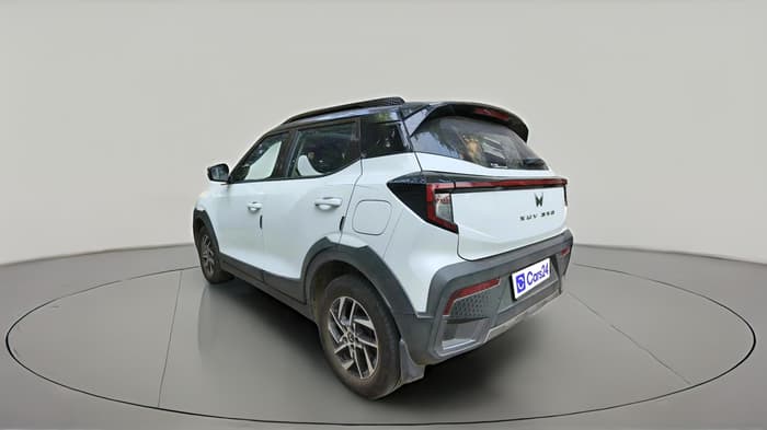 2024 Mahindra XUV 3XO AX5 1.5 Turbo Diesel, Diesel, Manual, 47,004 km, exterior