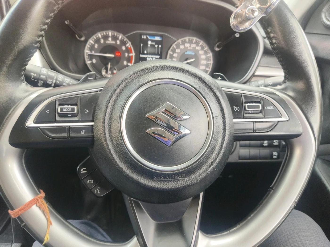 2023 Maruti BREZZA ZXI + AT SMART HYBRID DUAL TONE, Petrol, Automatic, 33,045 km, interior