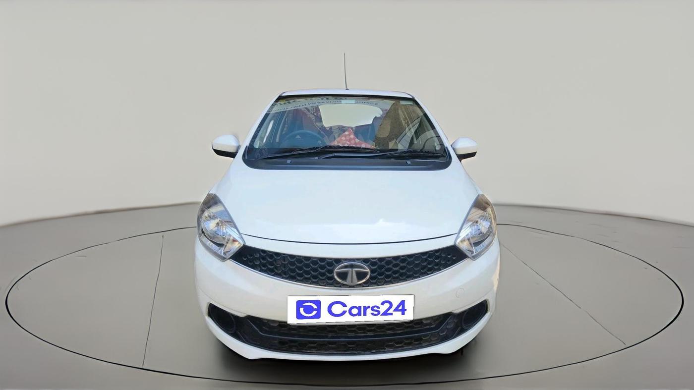 2016 Tata Tiago XM PETROL, Petrol, Manual, 1,11,489 km, exterior