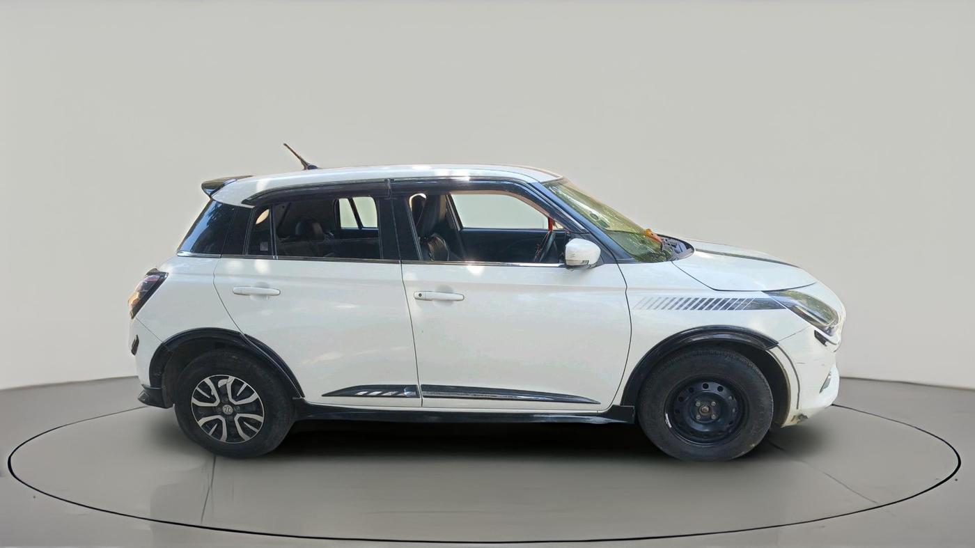 2024 Maruti Swift VXi, Petrol, Manual, 35,577 km, exterior