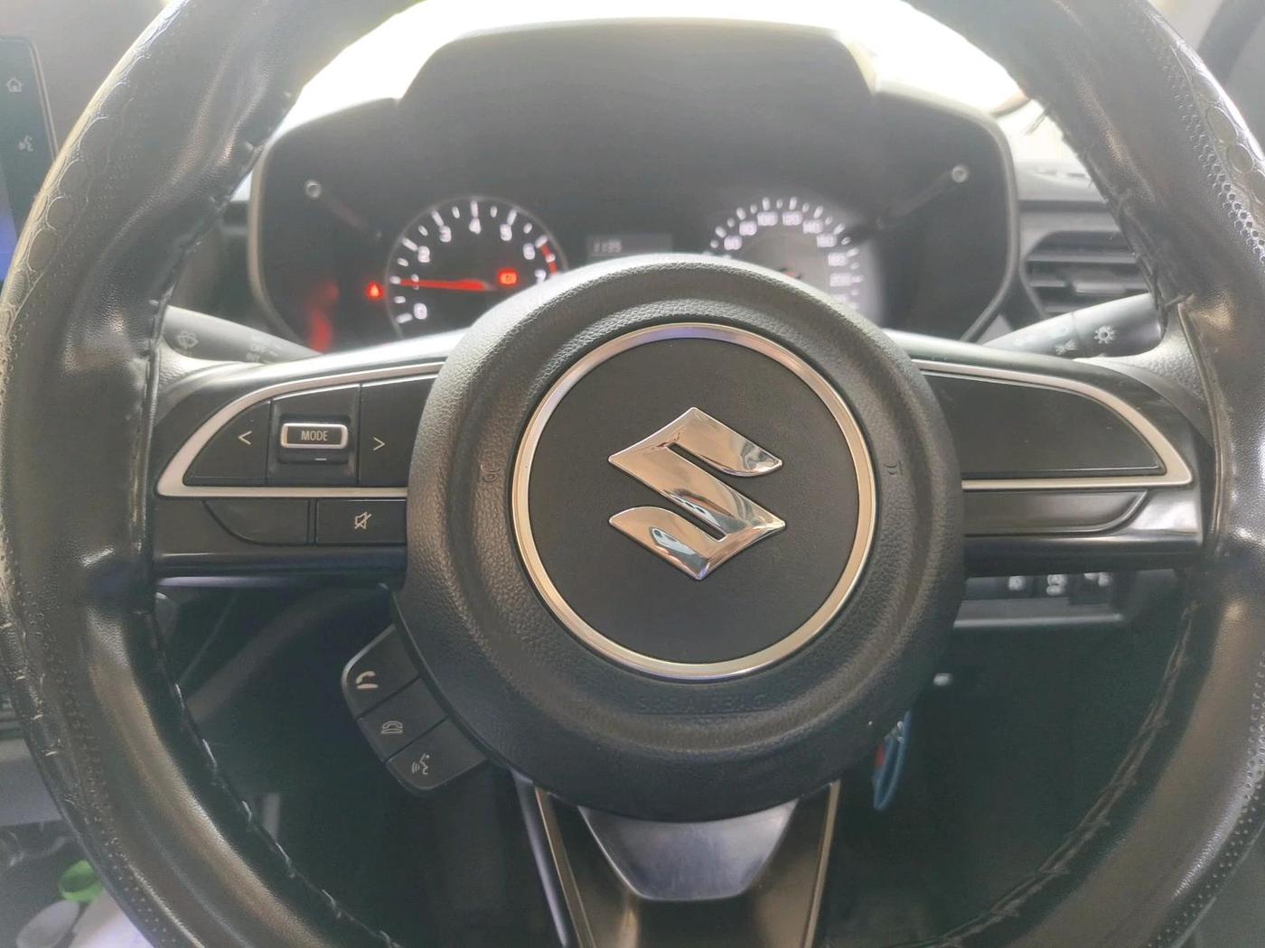 2024 Maruti Swift VXi, Petrol, Manual, 35,577 km, interior