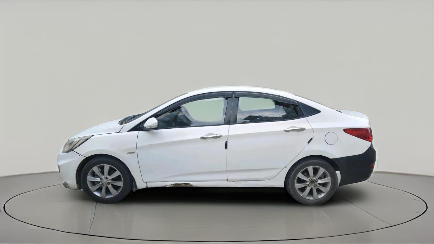 2012 Hyundai Verna FLUIDIC 1.6 CRDI SX, Diesel, Manual, 1,68,707 km, exterior