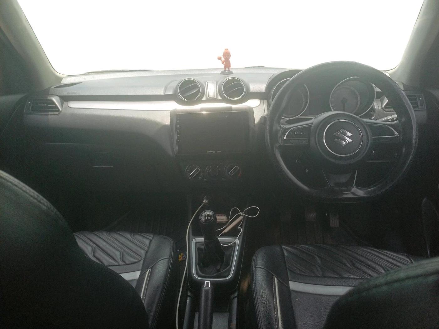 2023 Maruti Swift VXI, Petrol, Manual, 25,925 km, interior