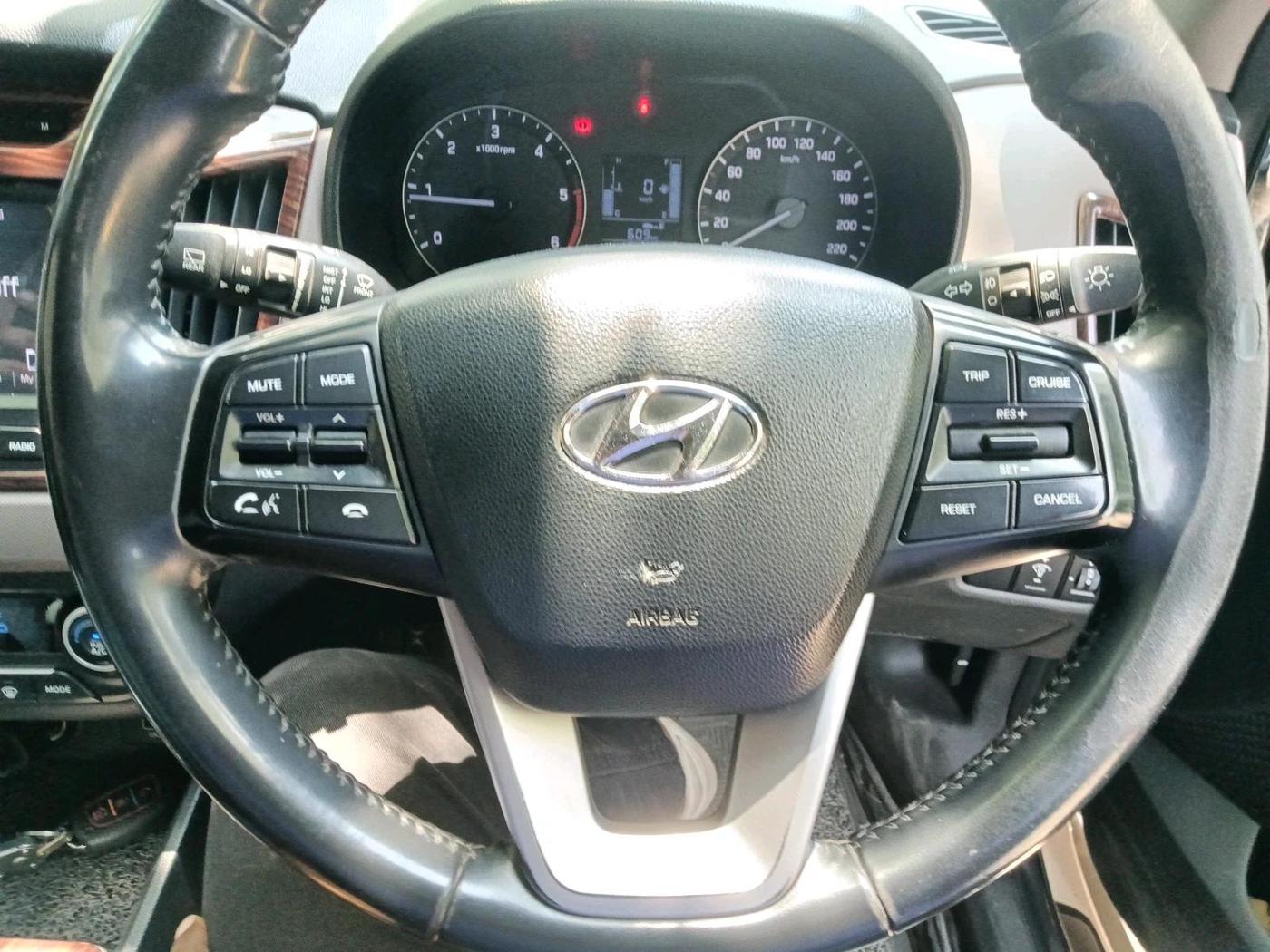 2018 Hyundai Creta SX 1.6 DIESEL, Diesel, Manual, 2,41,173 km, interior