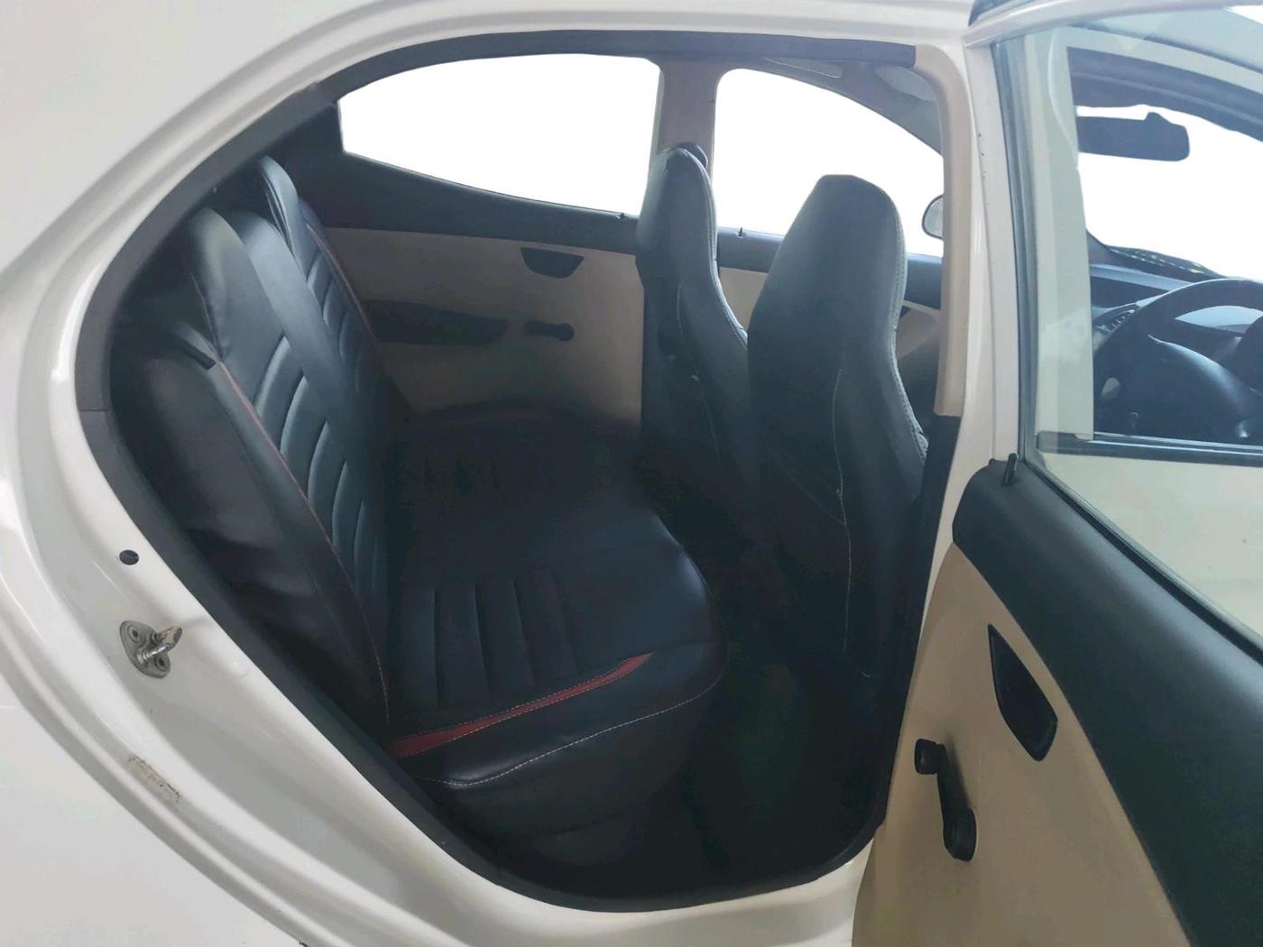 2014 Hyundai Eon MAGNA +, Petrol, Manual, 85,995 km, interior