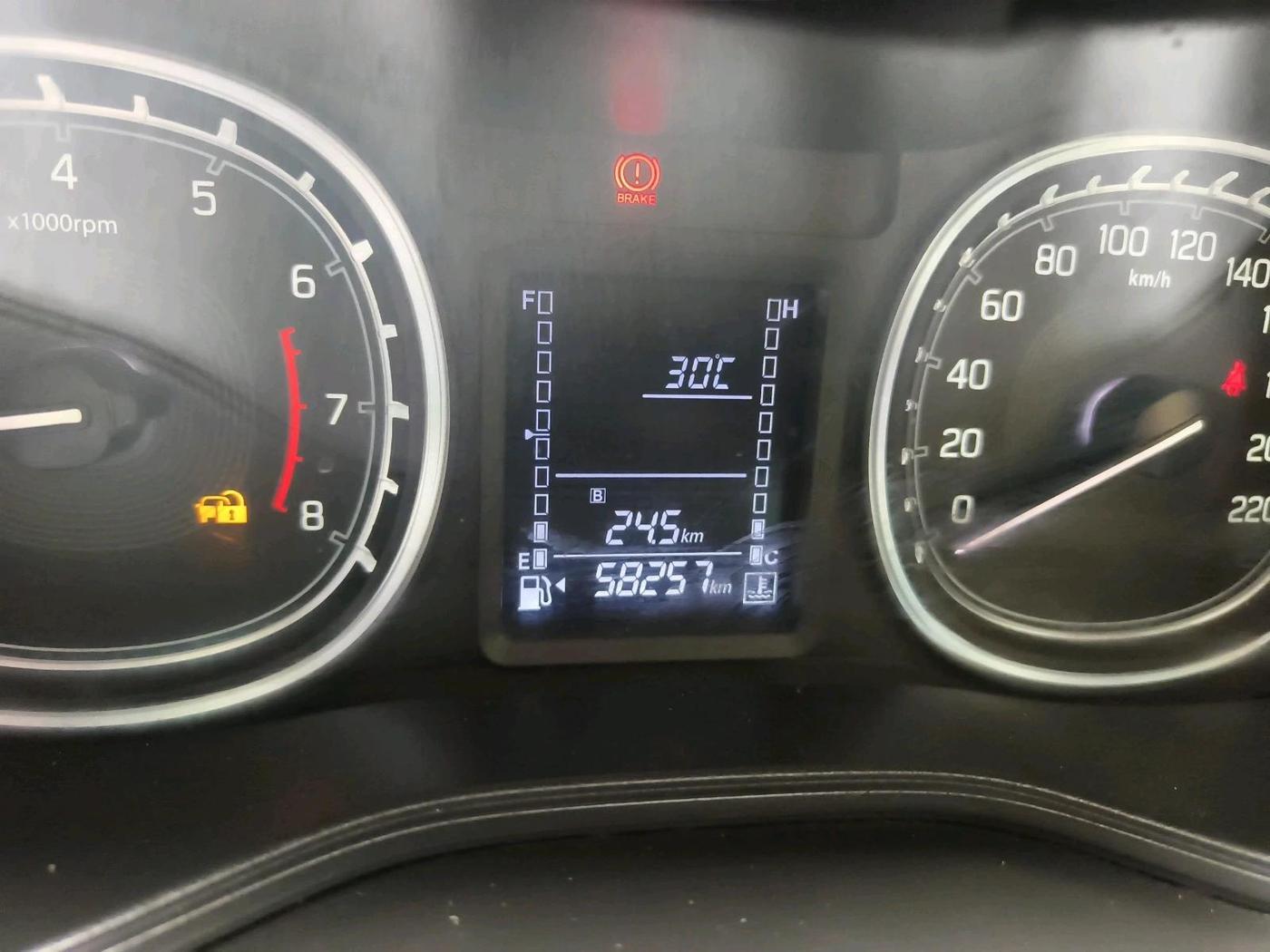 2022 Maruti Vitara Brezza ZXI, Petrol, Manual, 58,257 km, interior