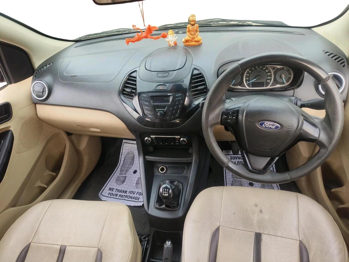 2018 Ford Figo Aspire TITANIUM 1.2 PETROL, Petrol, Manual, 1,10,362 km, interior