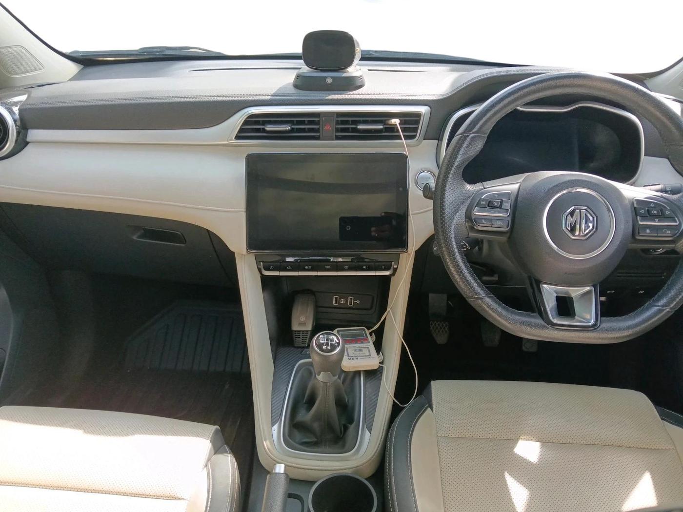 2022 MG ASTOR SHARP 1.5 MT, CNG, Manual, 22,121 km, interior