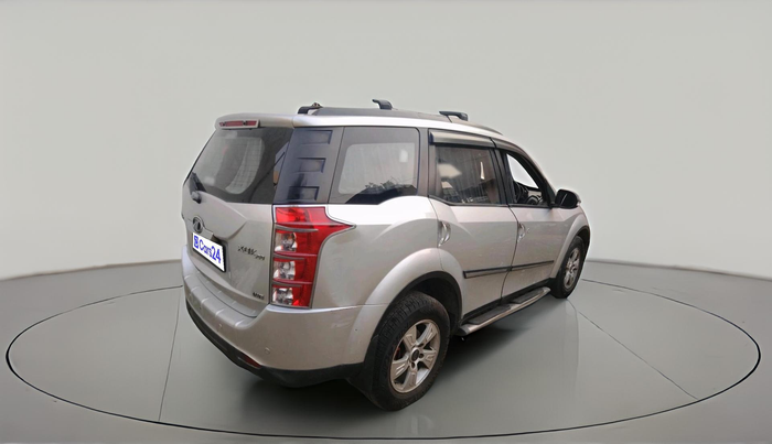 2014 Mahindra XUV500 W8, Diesel, Manual, 1,19,063 km, exterior