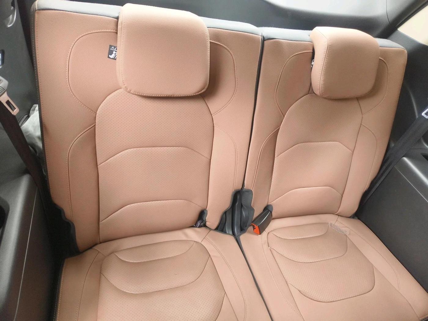2023 MG HECTOR PLUS SHARP PRO 1.5 TURBO MT 7 STR, Petrol, Manual, 23,947 km, interior