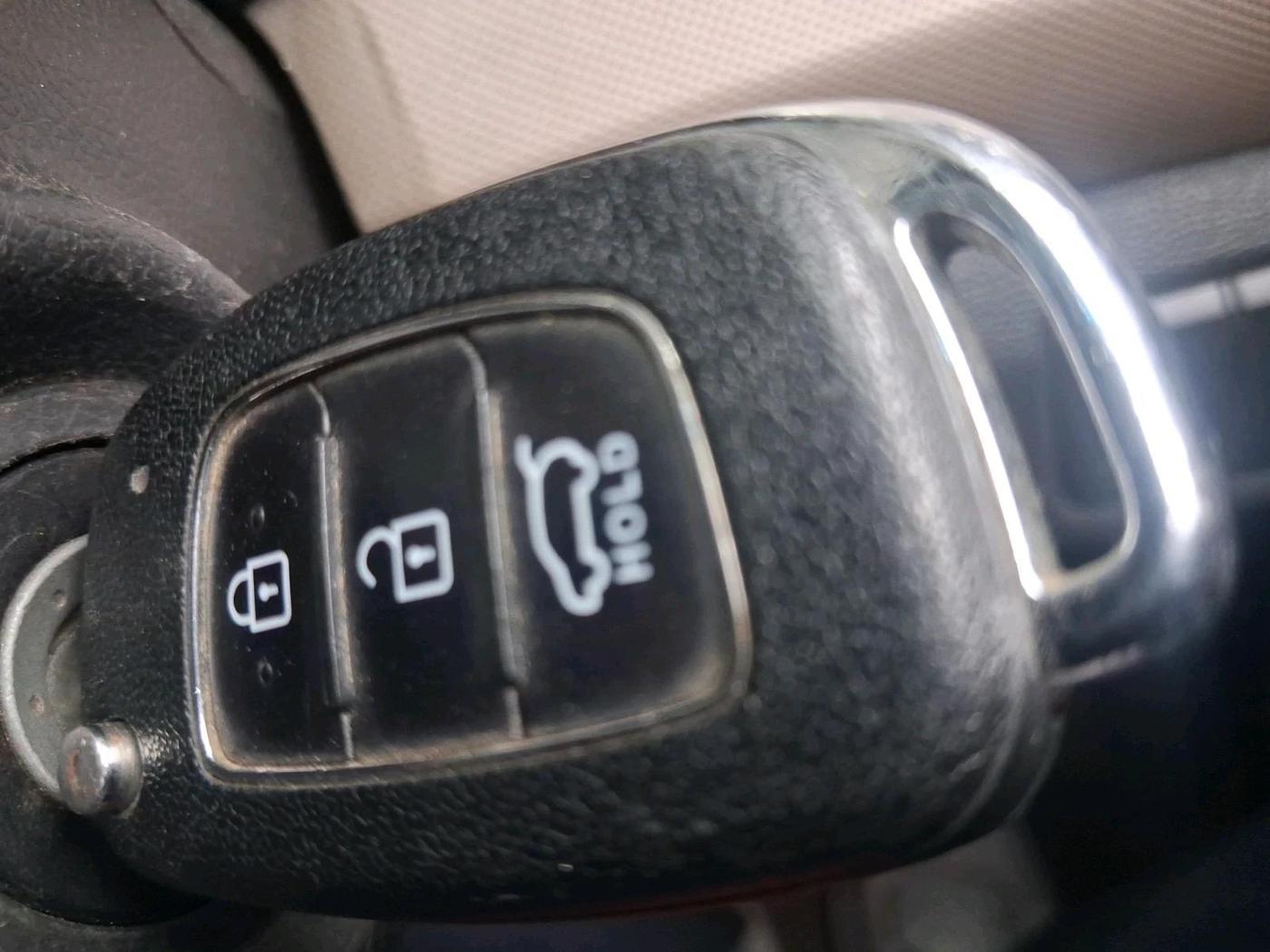 2017 Hyundai Creta E PLUS 1.4 DIESEL, Diesel, Manual, 1,21,528 km, interior