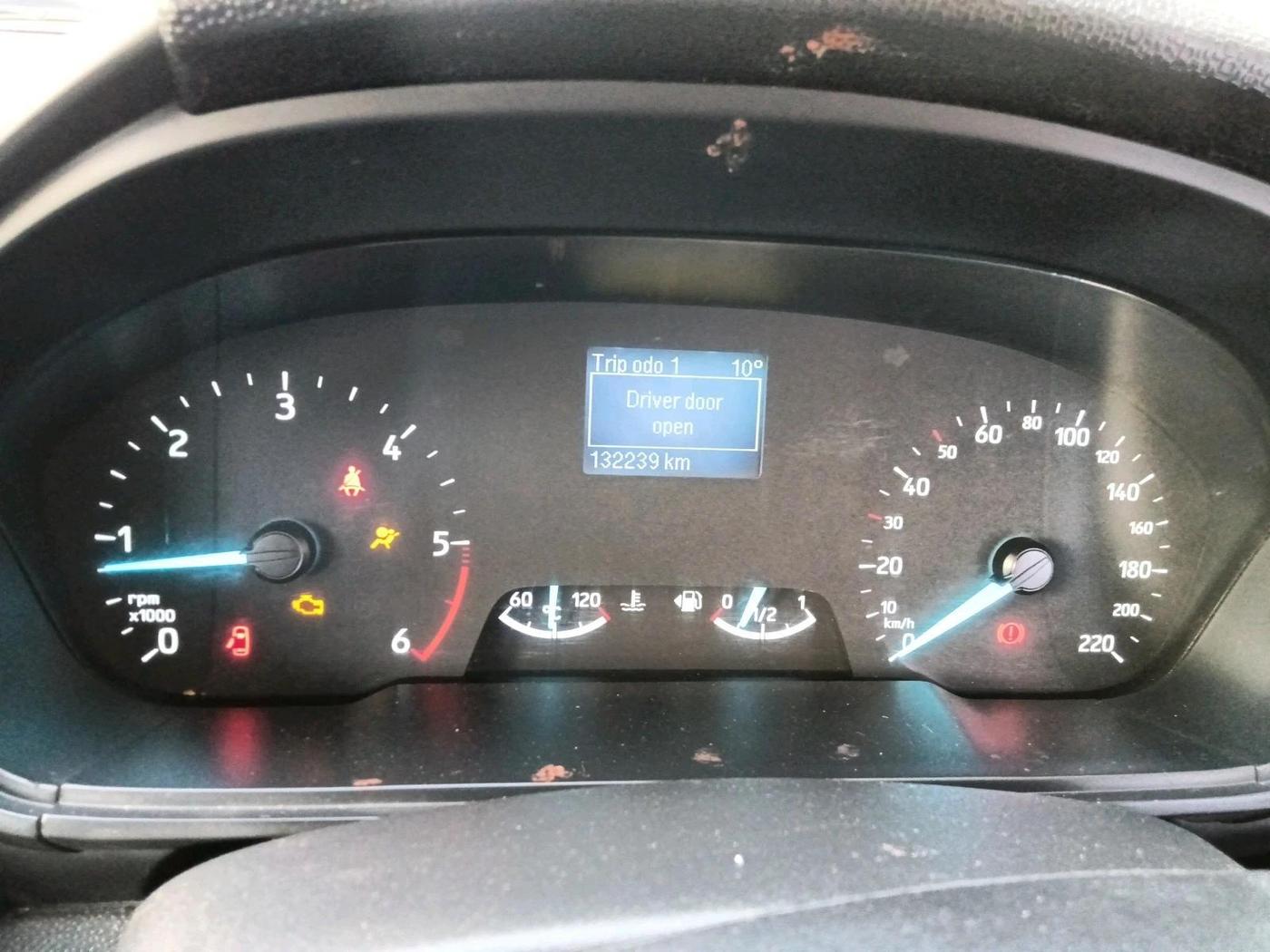 2018 Ford Ecosport TITANIUM 1.5L DIESEL, Diesel, Manual, 1,32,239 km, interior