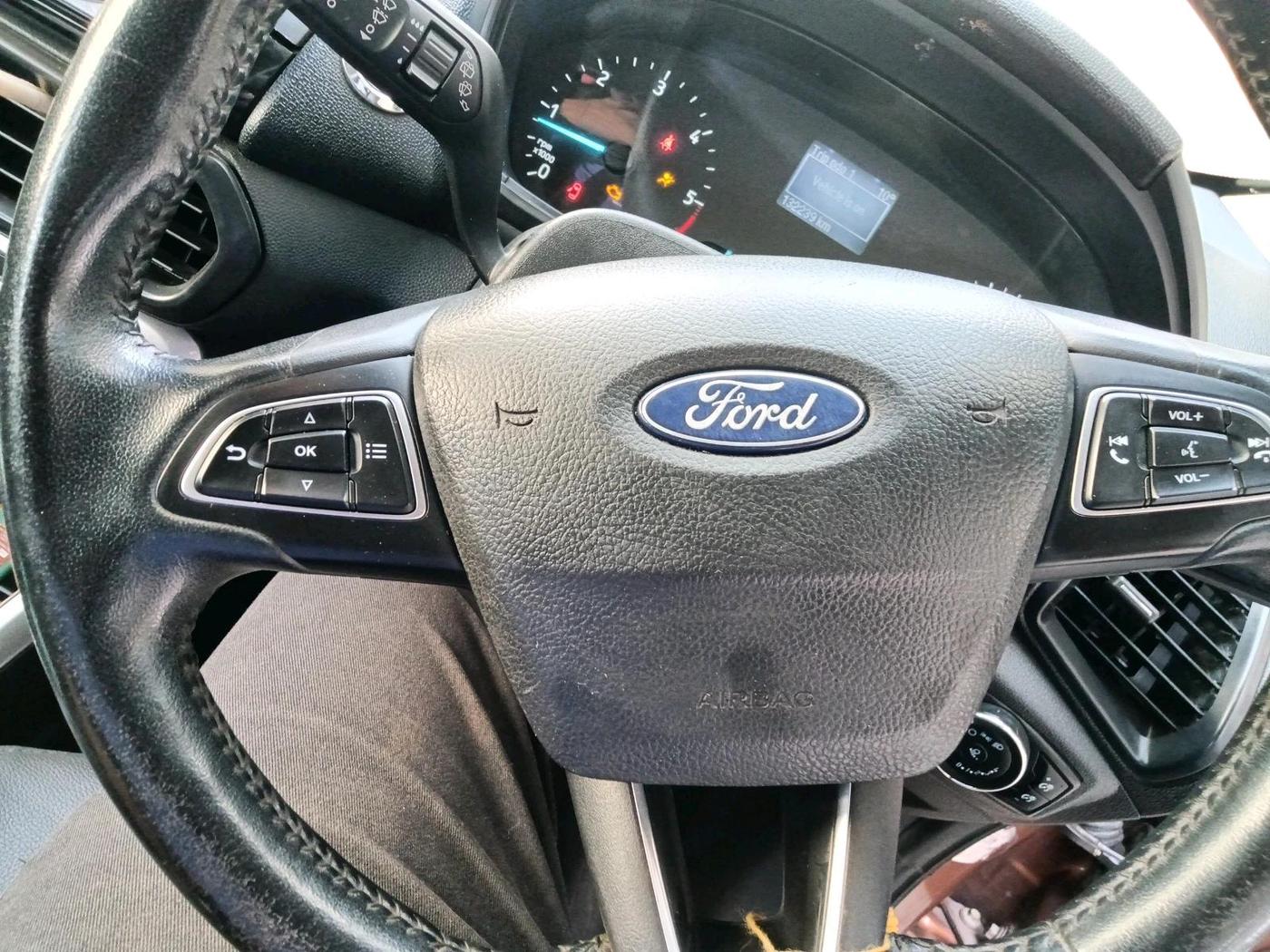 2018 Ford Ecosport TITANIUM 1.5L DIESEL, Diesel, Manual, 1,32,239 km, interior