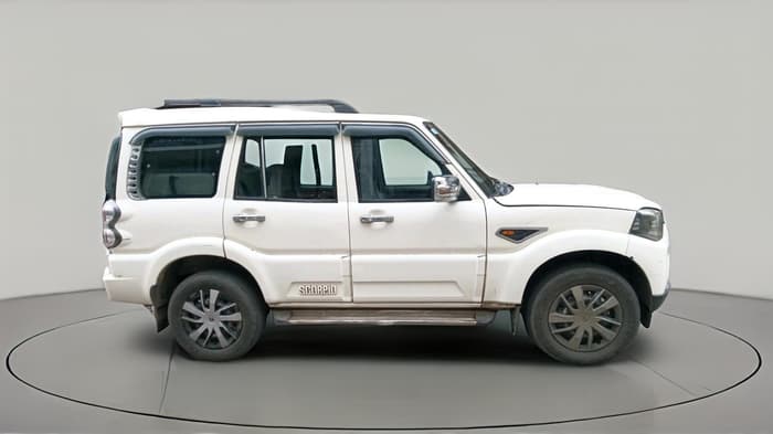 2016 Mahindra Scorpio S4 PLUS INTELLI-HYBRID, Diesel, Manual, 1,49,513 km, exterior