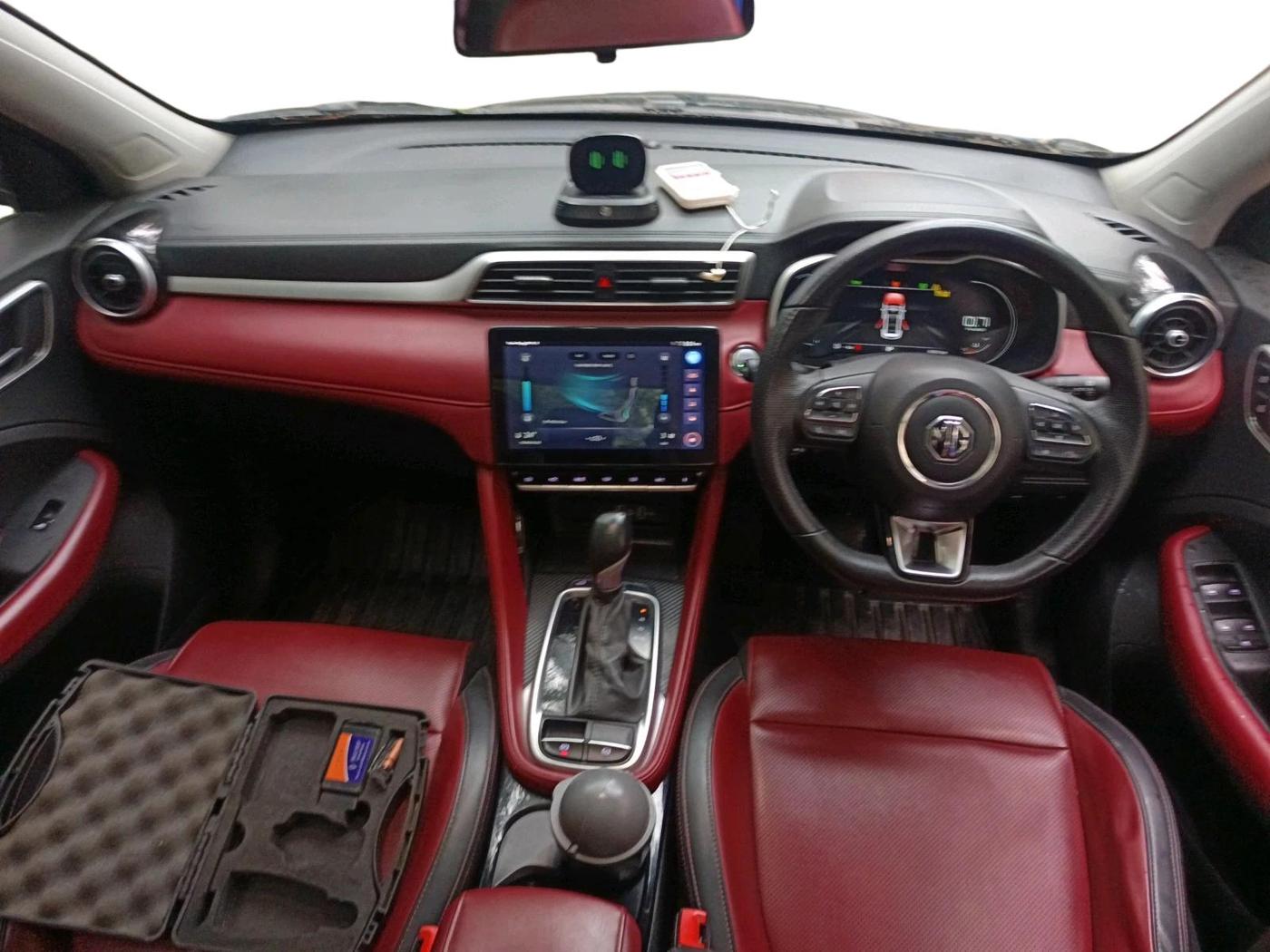 2022 MG ASTOR SAVVY 1.5 CVT S RED, Petrol, Automatic, 43,502 km, interior