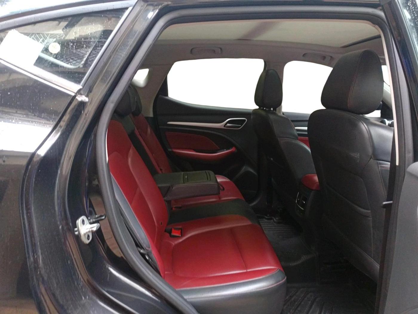 2022 MG ASTOR SAVVY 1.5 CVT S RED, Petrol, Automatic, 43,502 km, interior