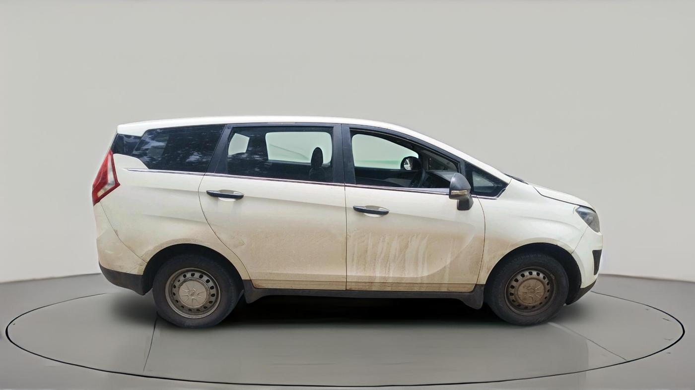2019 Mahindra MARAZZO M2 7STR, Diesel, Manual, 1,43,724 km, exterior