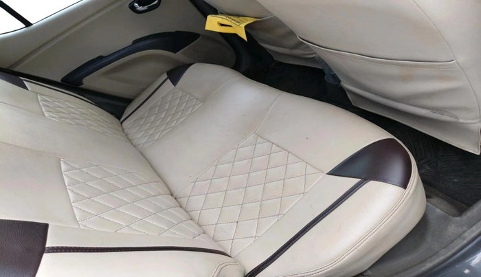 2013 Hyundai i10 MAGNA 1.1, Petrol, Manual, 94,602 km, interior