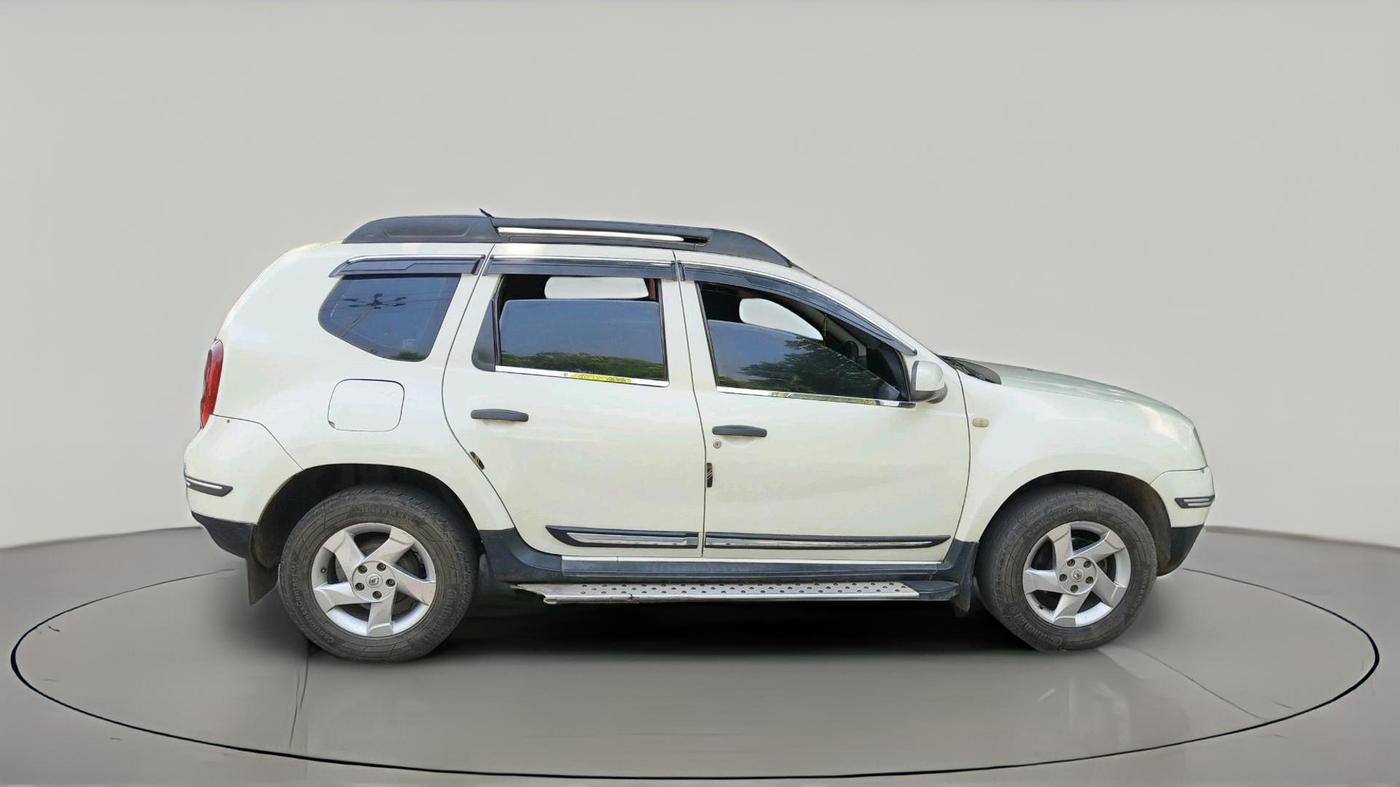 2014 Renault Duster 85 PS RXL DIESEL, Diesel, Manual, 1,04,531 km, exterior