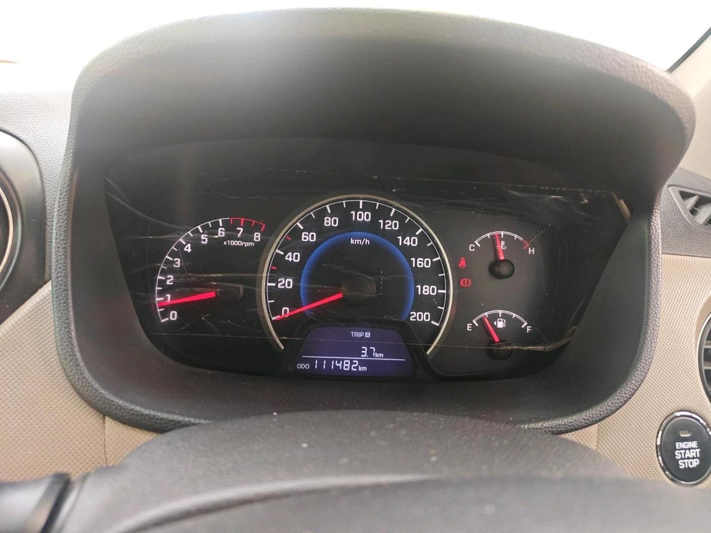2014 Hyundai Grand i10 SPORTZ 1.2 KAPPA VTVT, Petrol, Manual, 1,11,482 km, interior