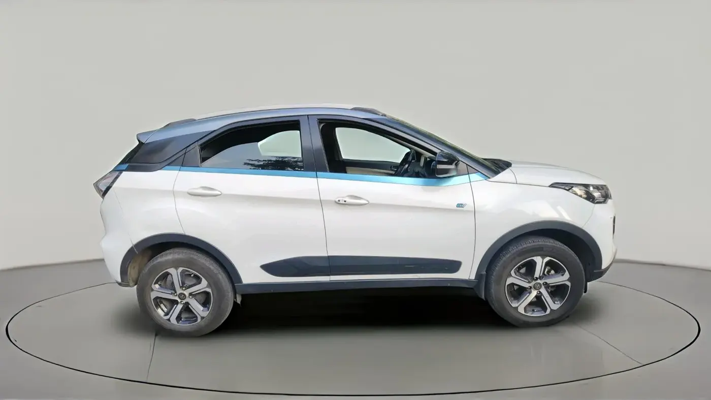 2022 Tata NEXON EV XZ PLUS, Electric, Automatic, 47,797 km, exterior