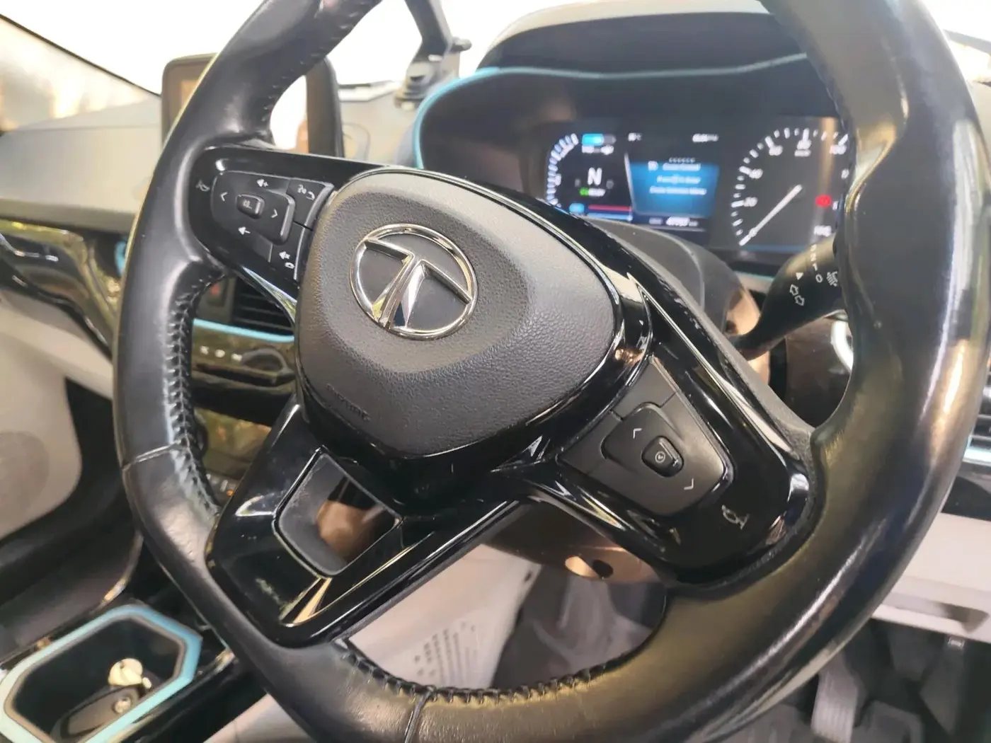 2022 Tata NEXON EV XZ PLUS, Electric, Automatic, 47,797 km, interior