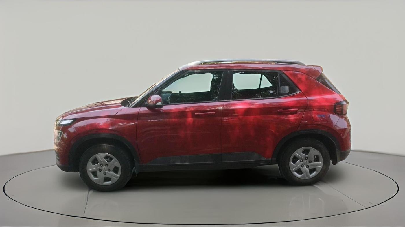2022 Hyundai VENUE SX 1.2 PETROL, Petrol, Manual, 28,730 km, exterior